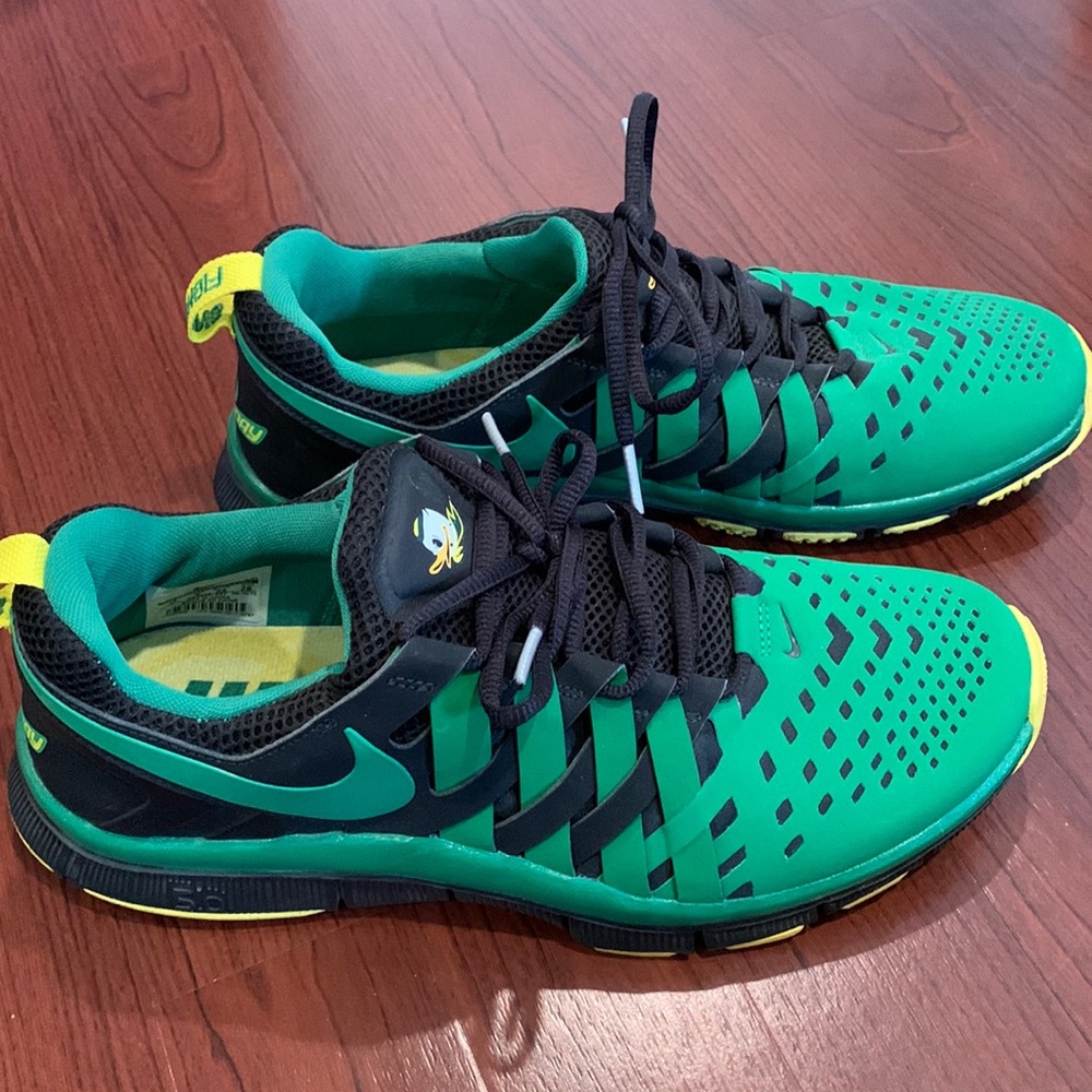 Nike Free Oregon Duck shoes